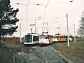 Astra 300 spolu se soupravou 286+287 na konečné Skvrňany v prosinci 2000