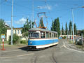 T1 č. 121 ve vozovně Slovany před odjezdem na Světovar 18. 6. 2005