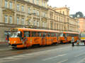 Aktuální fotografie soupravy T3P 262+263 s novou reklamou na Fernet Stock Orange na Klatovské třídě