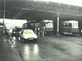 Provizorní zastávky pod mostem u nádraží 7. 11. 1993
 Foto:  M. Lindner