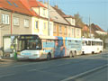 Přestupní uzel v zastávce Vřesová se Solarisem č. 485 a vozem T3 č. 250 - 23. 4. 2006