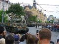 Průjezd vojenské techniky přes sady Pětatřicátníků 2. 5. 2010
