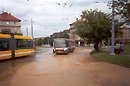 Autobus 469 proj�d� potopou