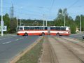 Pražský autobus Karosa B941 č. 6227 se otáčí na konečné Košutka 4. 5. 2003