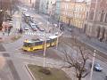 Sady Pětatřicátníků 26. 3. 2003 - KT8D5 jedoucí z Bor odbočuje do Prešovské ulice.